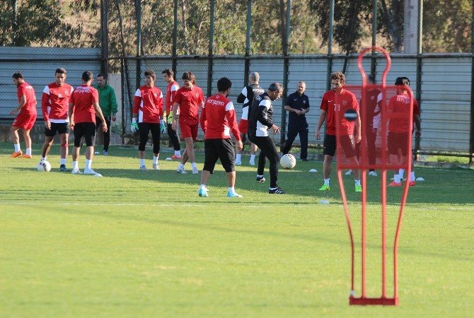 Karşıyaka’da Neşeli Antrenman