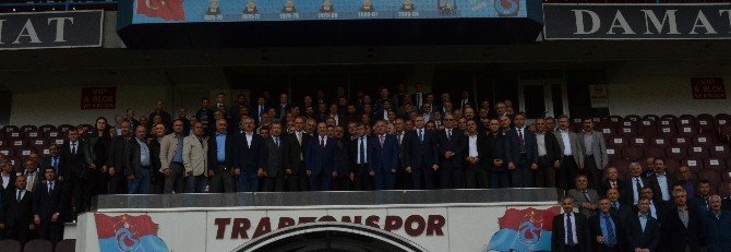 Trabzon Hüseyin Avni Aker Stadı’nda Tepkisini Ortaya Koydu
