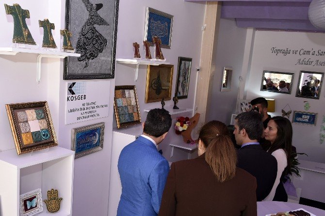 Gümüşhane’nin İlk Seramik Ve Cam Atölyesi Açıldı