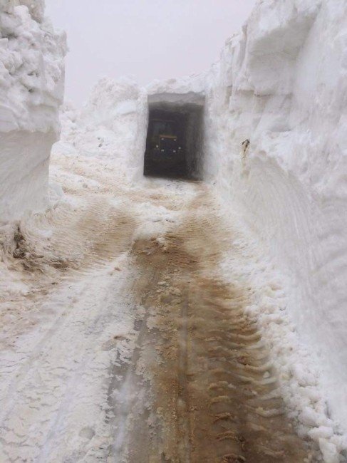 Karda “Yok Böyle” Yol Açma Çalışması