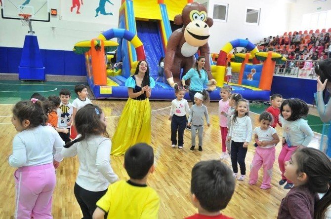 Minikler Sporu Eğlenerek Öğreniyor