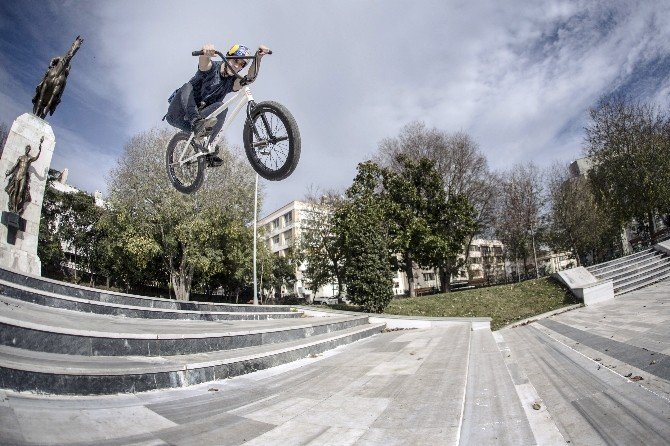 Bmx’te Yükselen Yıldız: Arif Gül