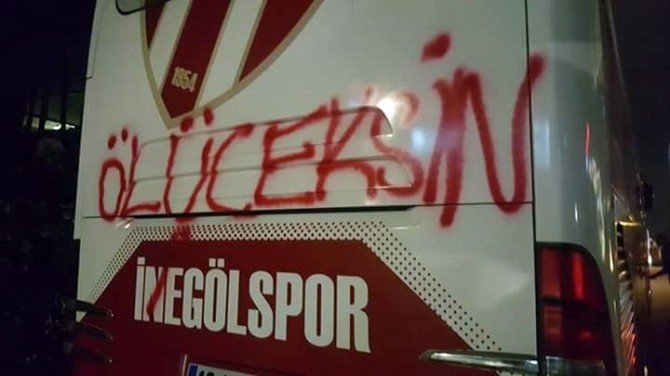 İnegölspor’un Takım Otobüsüne Saldırı