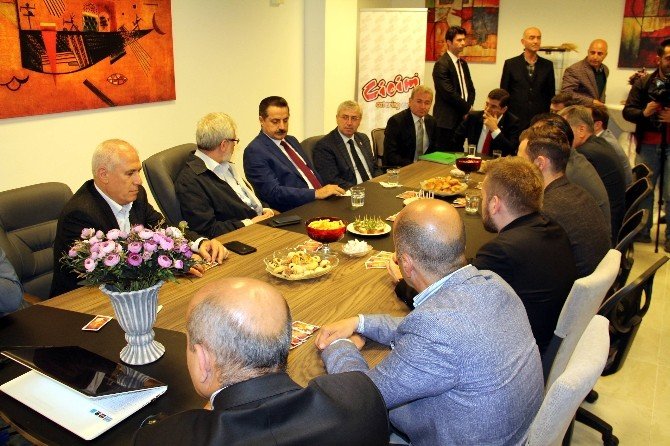 Bakan Çelik: “Tek Tesellimiz Can Kaybı Olmamasıdır”