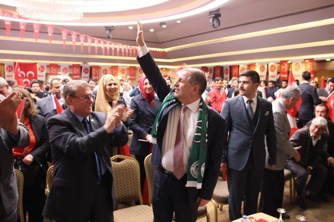 Ümit Özdağ Konya’da Partililerle Buluştu