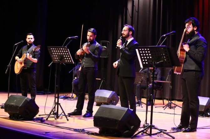 Grup Sezgiler’den Muhteşem Performans