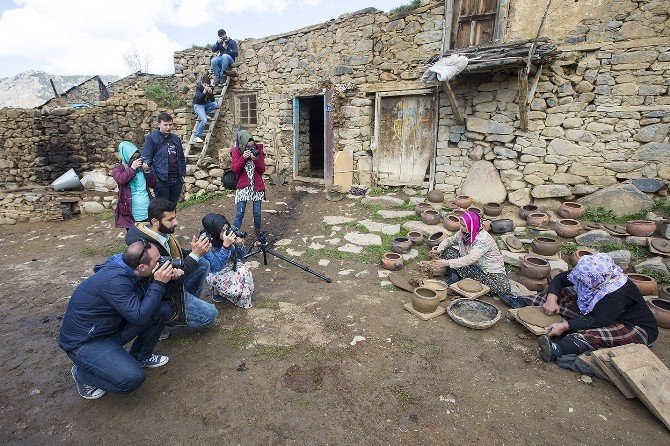 Genç Fotoğrafçılar Gudu Yapımını Fotoğrafladı