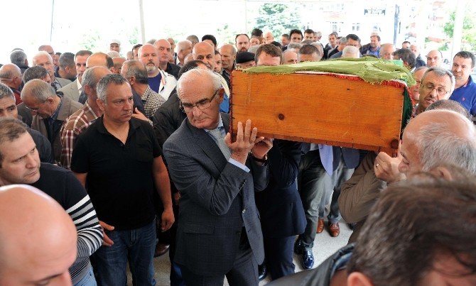 Başkan Yılmaz, Mübadil Hatice Karen’in Cenazesine Katıldı