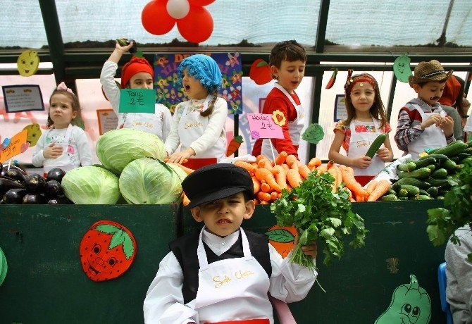 Minikler “Pazarcı” Oldu