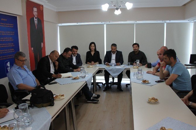 Didim Ak Parti Chp’li Belediyelere Yüklendi