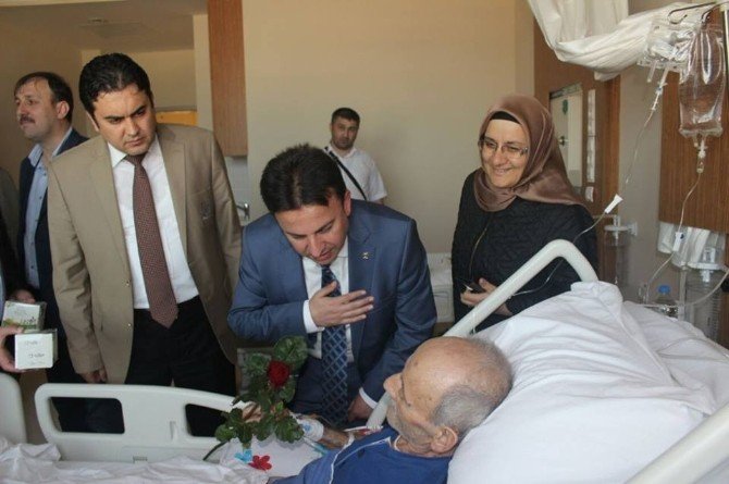 Ak Parti’den Hastalara Ziyaret