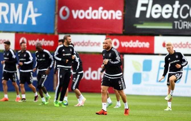 Beşiktaş, Galatasaray Derbisi Hazırlıklarını Sürdürüyor