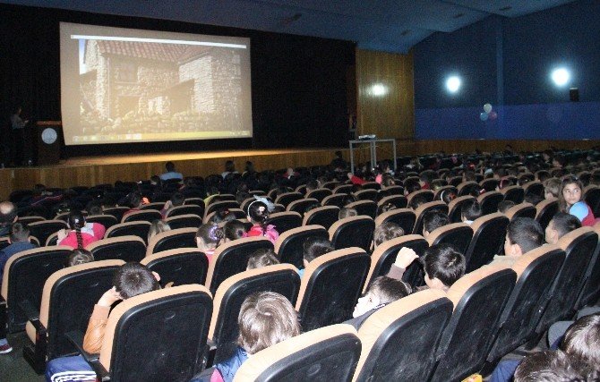 İlkokul Öğrencilerine Sağlıklı Beslenme Ve Obezite Anlatıldı