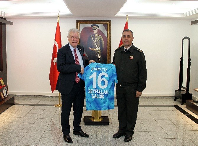 Bursaspor’dan Mehmetçiğe Jest