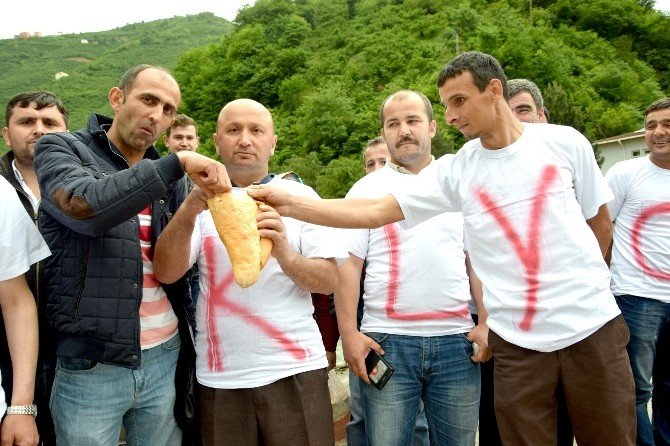 İşten Çıkartılan İşçilerden Eylem