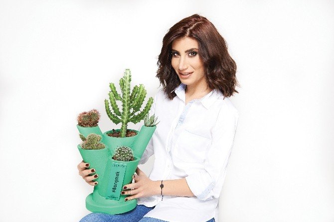 Ünlüler Beşiktaş İçin Çiçek Açtı