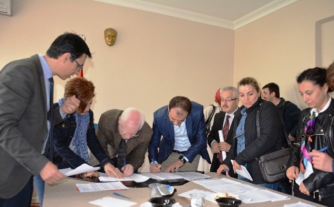 Orhaneli’nde Tarihe İmza Atıldı