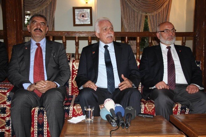 Sp Genel Başkanı Kamalak’tan Davutoğlu Yorumu