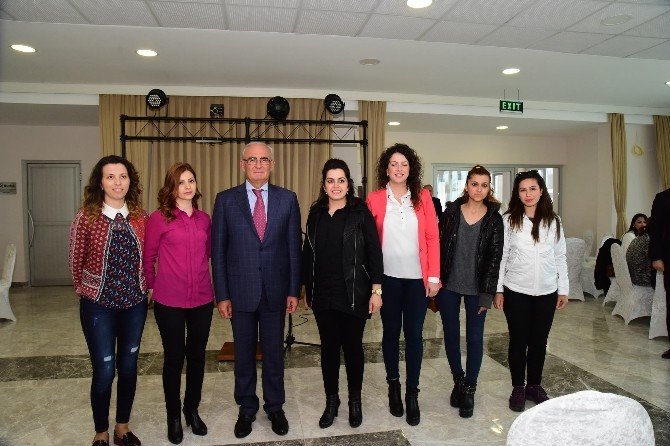 Başkan Yılmaz’dan Kadın Personele 