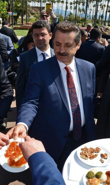 Bakan Çelik’ten ’Rusya’ Açıklaması