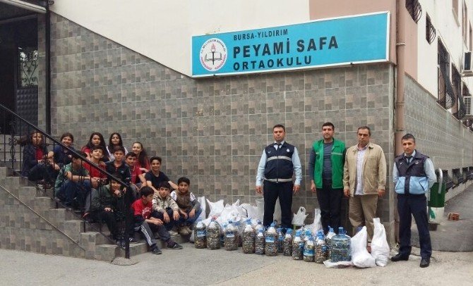 Küçüklerden Çevreye Büyük Katkı