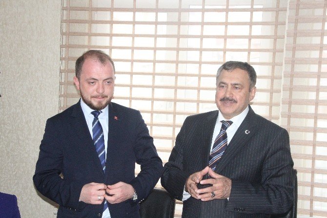 Bakan Eroğlu: “Makamlar Sürekli Değil”