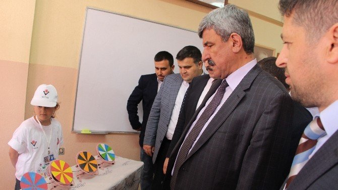 Vezirköprü’de Tubitak Bilim Fuarı