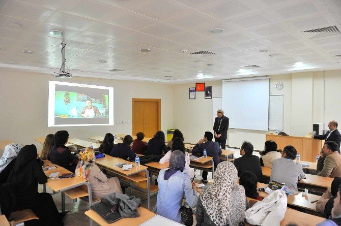 Saü’de “Taraklı Örneğiyle Sakin Şehir-cittaslow” Konulu Bir Konferans Düzenlendi