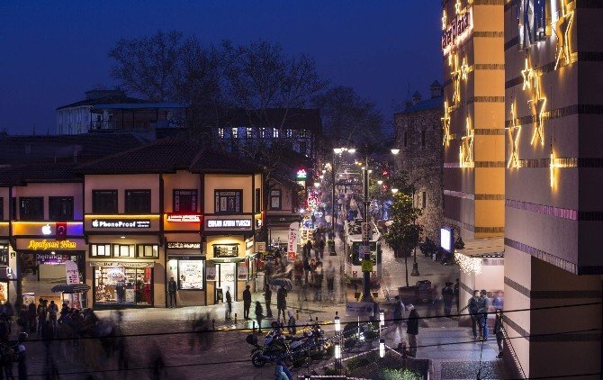 "Bursa’da Tarihi Çarşılar Birleşirse Rakipsiz Olur"