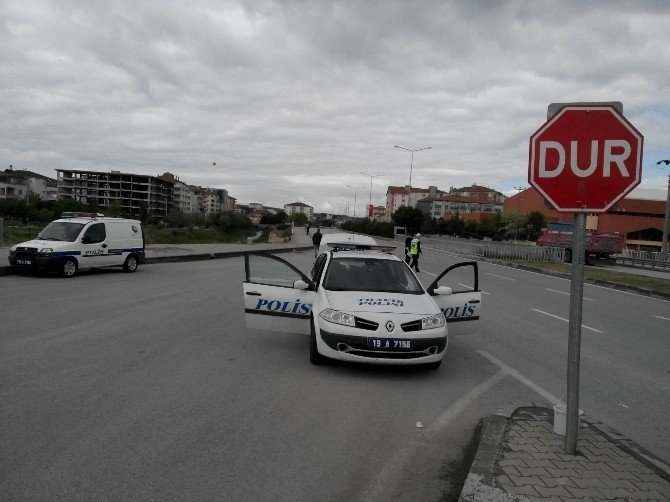 Otomobilin Çarptığı Kadın Hayatını Kaybetti
