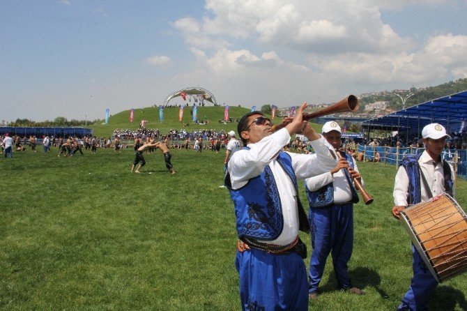 8. Sekapark Altın Kemer Yağlı Güreşleri Başladı