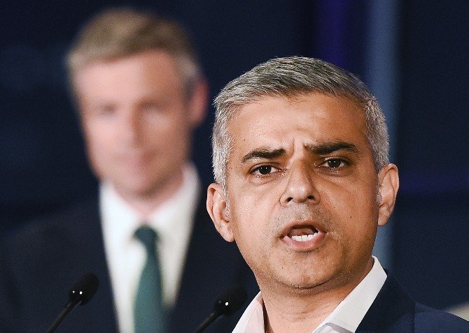 Londra’ya İlk Müslüman Belediye Başkanı
