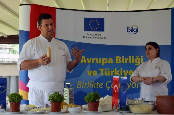 Anneler Günü’nde “Annenize Bir Avrupa Yemeği Pişirin” Etkinliği