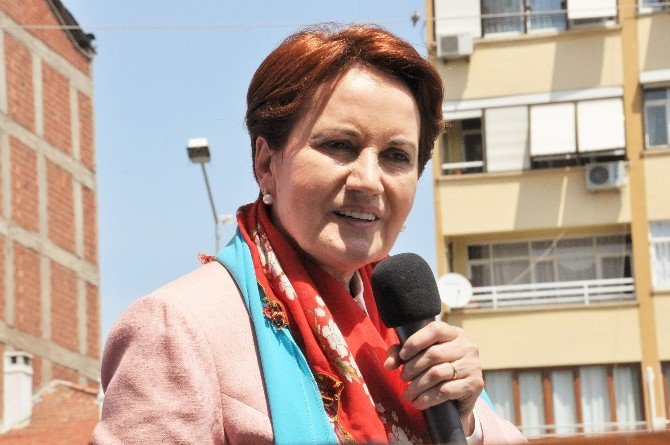 Akşener: "Vız Gelir Tırıs Gider"