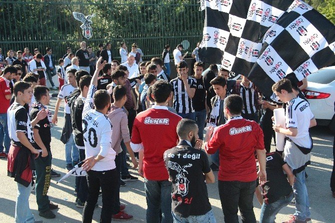 Beşiktaş’a Coşkulu Uğurlama