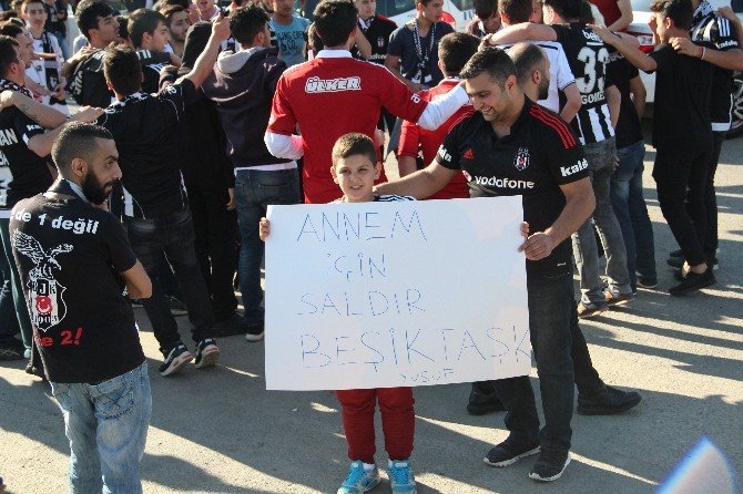 Beşiktaş’a Coşkulu Uğurlama