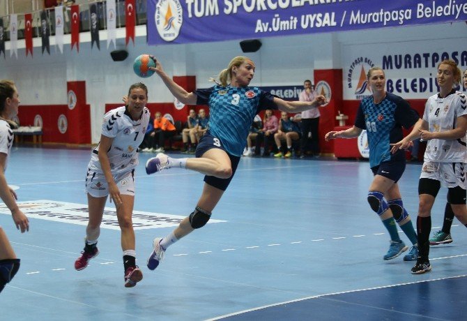 Yenimahalle Belediyespor Şampiyonluğa Yakın