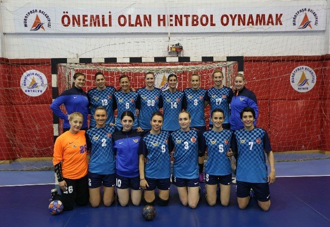Yenimahalle Belediyespor Şampiyonluğa Yakın