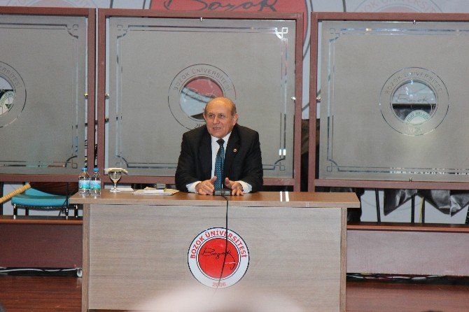 Ak Parti İstanbul Milletvekili Burhan Kuzu: