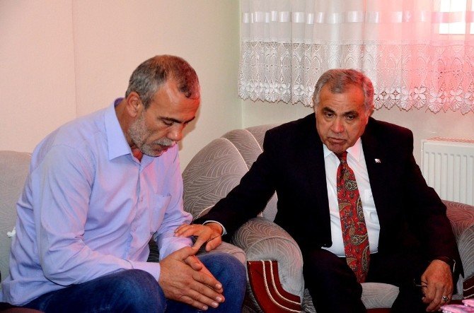 Bafra Kaymakamı’ndan Şehit Evine Taziye Ziyareti