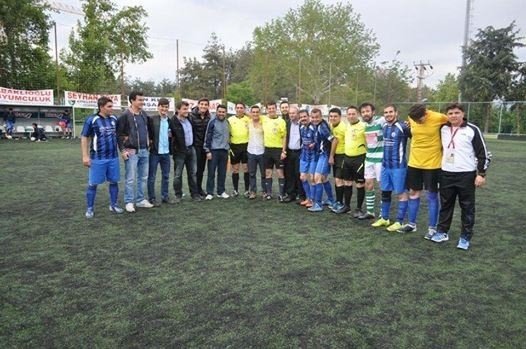Amatör Küme Hakemini Kırmızı Kart Göstererek Uğurladılar
