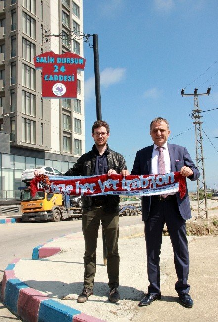 İngiliz Akademisyen Başkan Sağıroğlu İle Salih Dursun Caddesini Gezdi