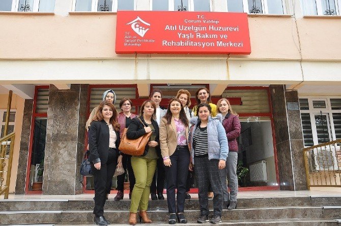 Kadın Girişimcilerden Huzurevine Ziyaret
