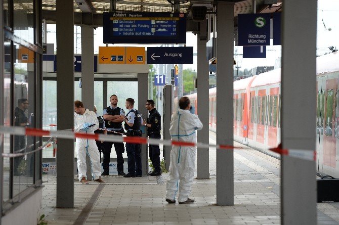 Münih’te Tren İstasyonunda Bıçaklı Saldırı: 1 Ölü, 3 Yaralı
