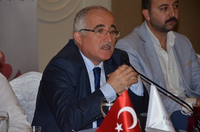 Vali Tuna, Spor Muhabirleriyle Buluştu