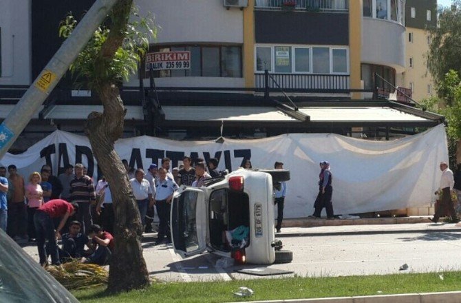 Okul Önündeki Kazalar Velileri İsyan Ettirdi