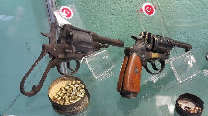 Koleksiyoner Muhtar Köyünde Müze Açtı