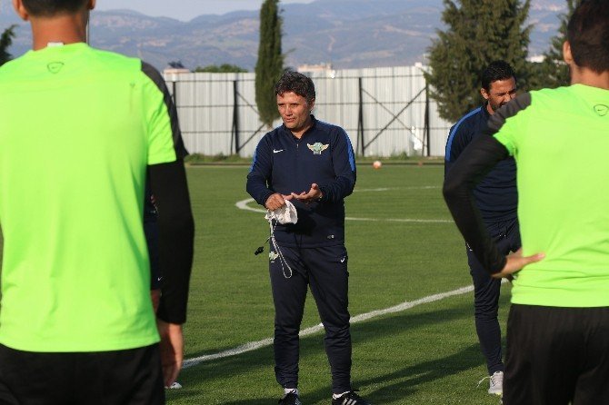 Akhisar Belediyespor, Galatasaray Maçı Hazırlıklarına Başladı