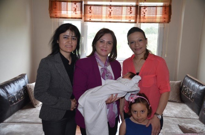 Normal Doğum Yaygınlaşıyor