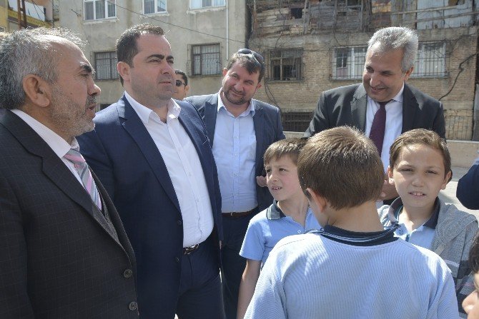 Kaymakam Ve Başkan Yardımcısından Taziye Ziyareti